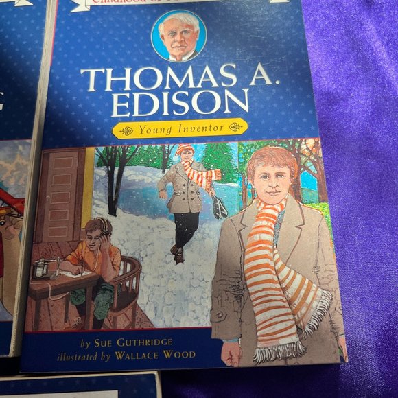 ๐Childhood of Famous American Series Reading Level Edison/ Armstrong Pocahontas - Picture 4 of 13